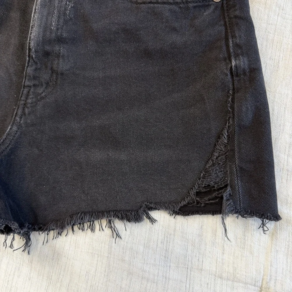 American Eagle Super High Rise Shortie Cut off Denim Shorts Black Sz‎ 6 Festival
